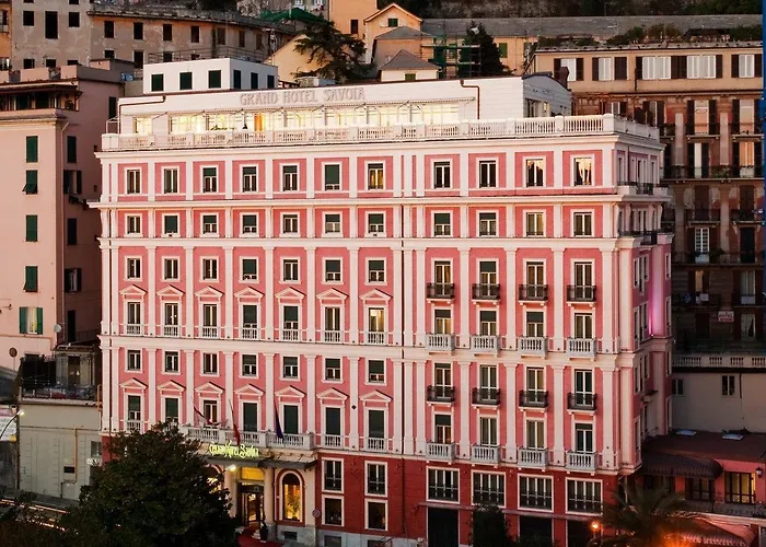 Benvenuti al Star Hotel President Genova: Il Tuo Rifugio di Lusso in Città