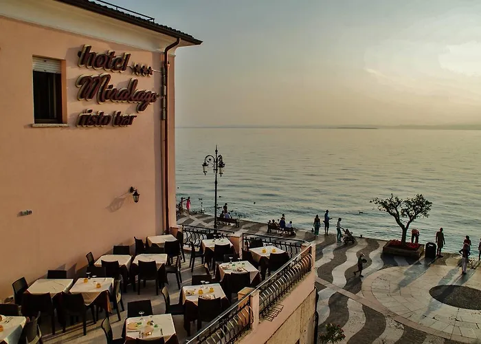Migliori Hotel a Manerba del Garda: Scopri le opzioni 3 stelle