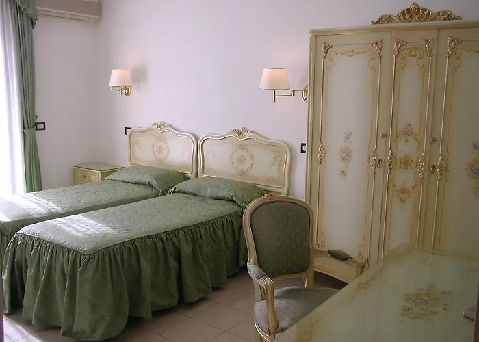 Scegli il tuo hotel a Bosa Marina, Sardegna ideale per una vacanza da sogno