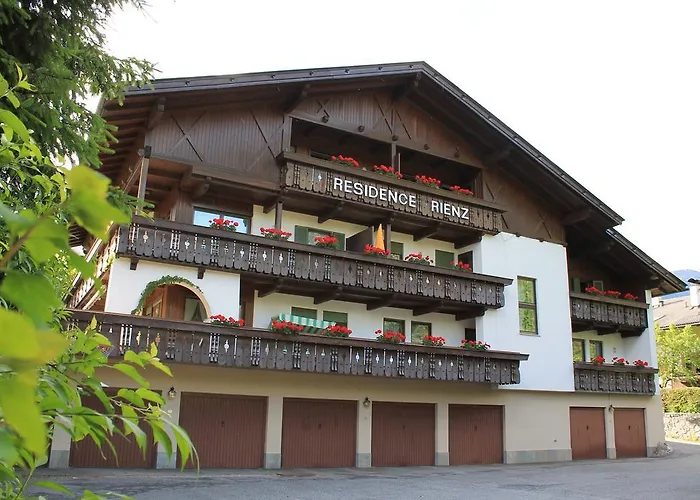 Benvenuti all'Hotel Falkensteiner Chienes: scoprite il vostro rifugio perfetto in città
