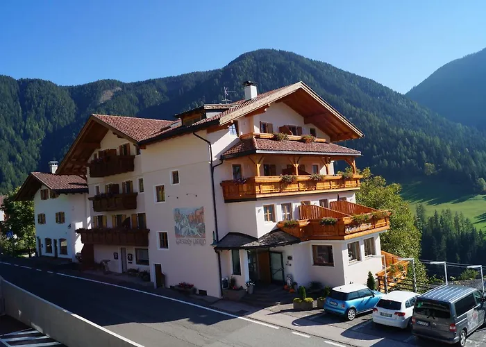 Hotel tre stelle Alpe di Siusi: Scopri le migliori sistemazioni a Siusi