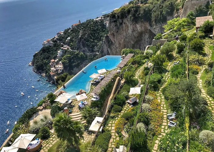 Perché Scegliere l'Hotel Convento Amalfi per la Tua Vacanza Ideale