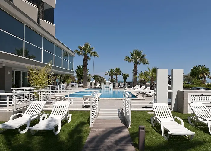 Hotel Alba Adriatica 3 stelle con piscina: scopri le migliori opzioni di alloggio