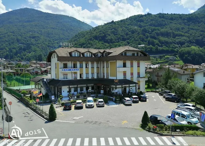 Hotel Morbegno con Spa: L'ideale per una vacanza rigenerante a Morbegno, Italia